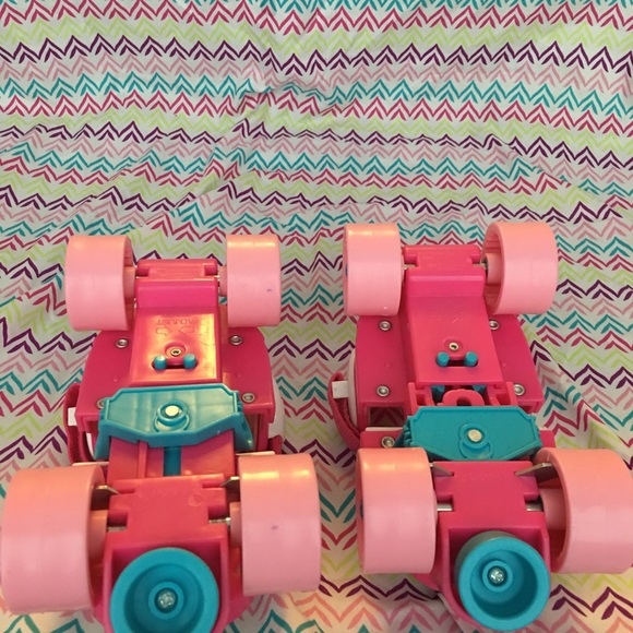 •Training skates• - Picture 2 of 2